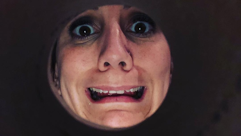 Illustration for article titled Selfies y papel higiénico: el último meme viral es tan maravillosamente estúpido que hemos tenido que hacerlo